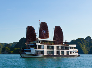 Pelican Cruise 3 days 2 nights