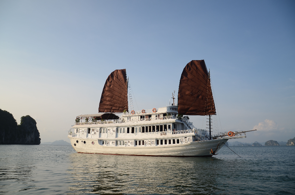 Halong 2 days 1 night with V Spirit Cruise