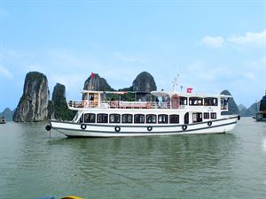 Halong Alova Day Cruise