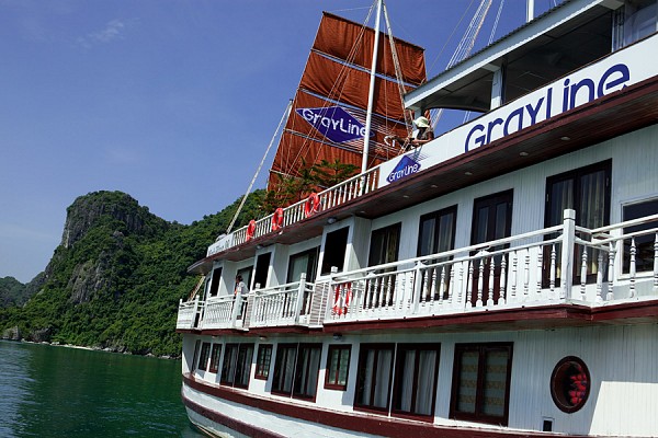 Grayline Cruise - New Cruise in Halong Bay