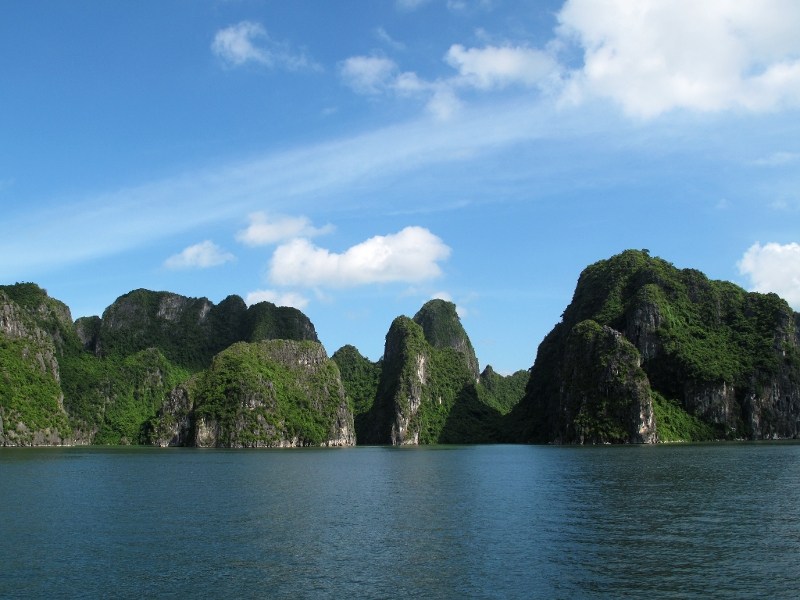 the weather in halong 4